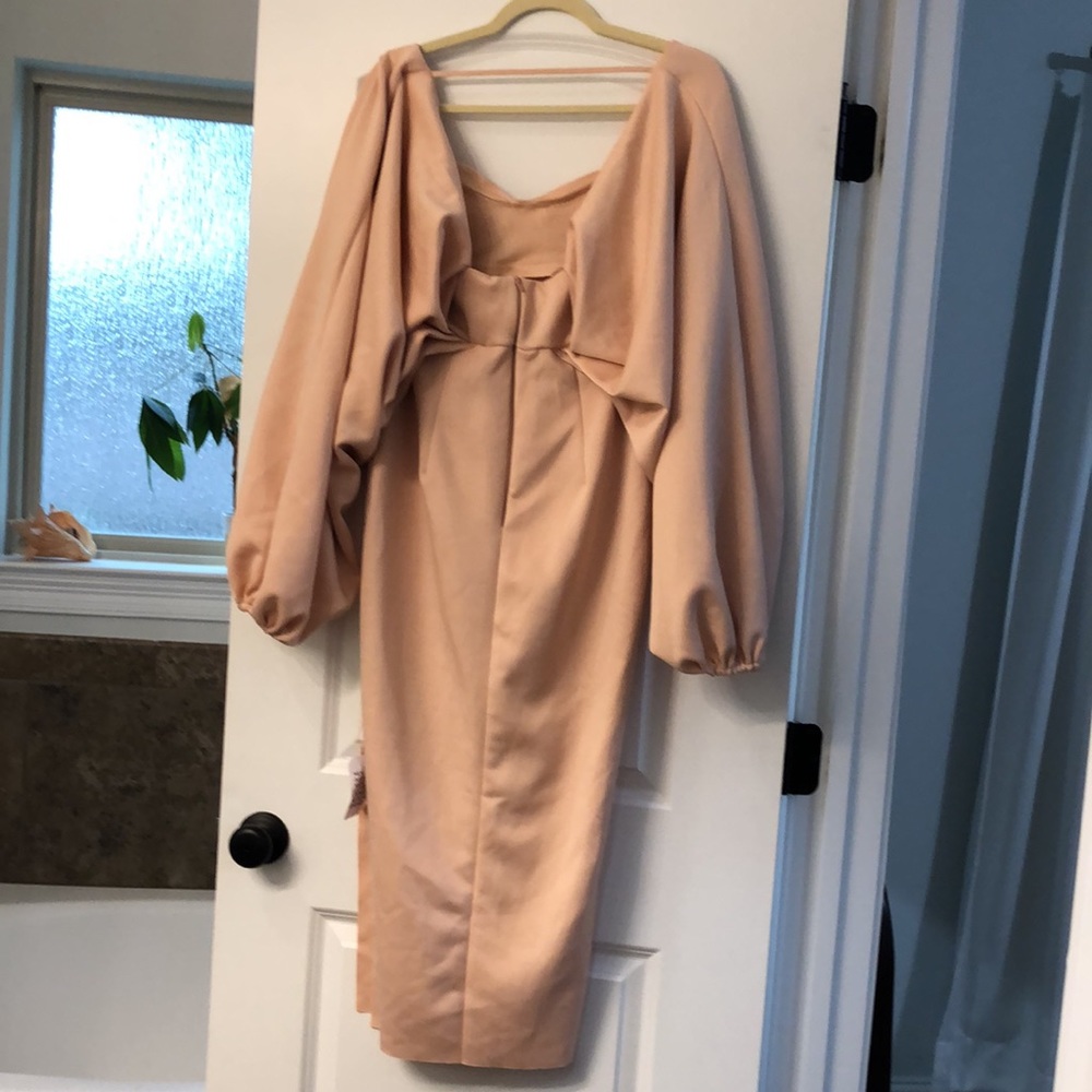 ASOS Maternity Dress - Picture 2 of 4